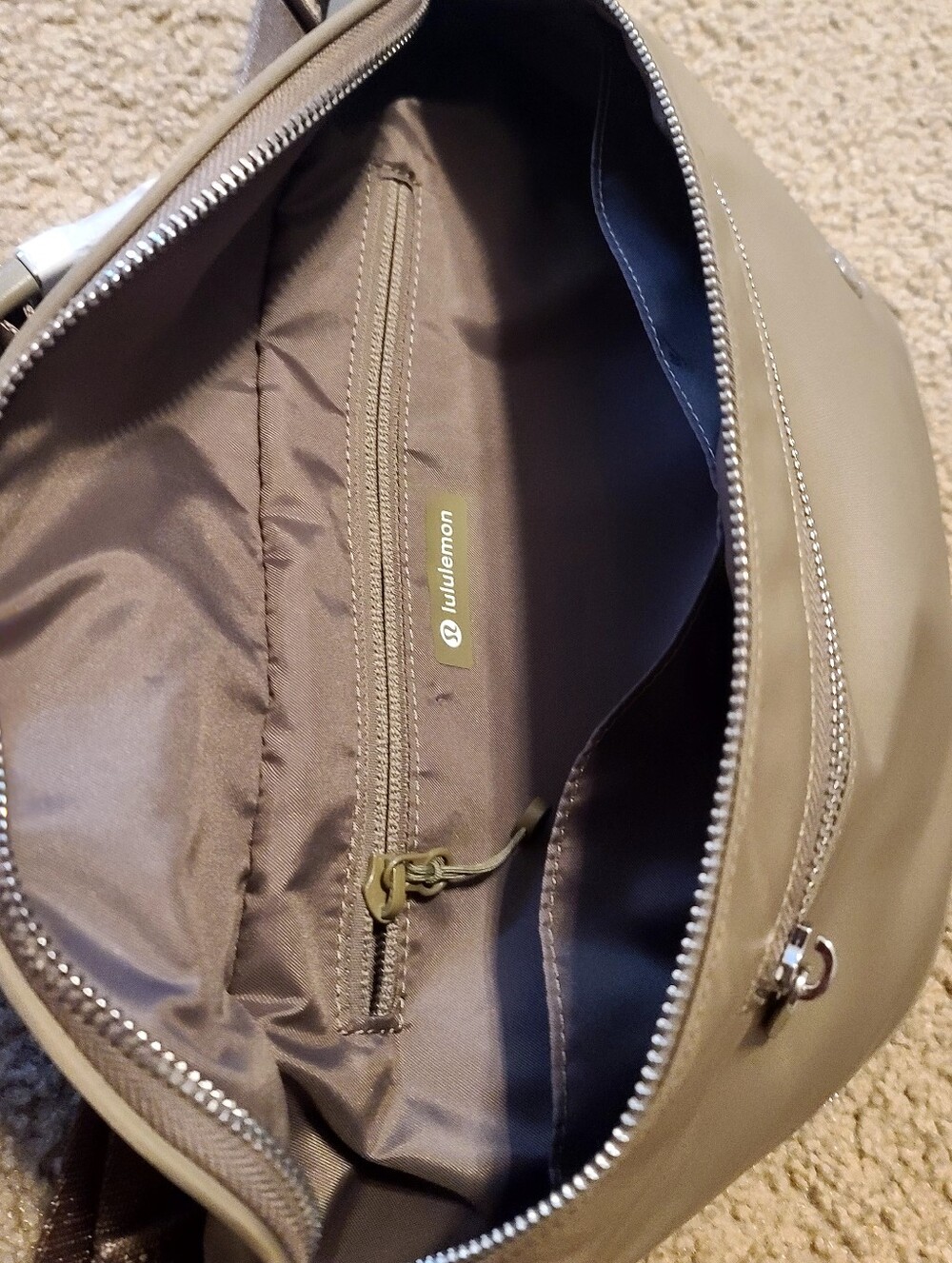 Lululemon City Essentials Beige/Tan Belt Bag - Picture 8 of 9
